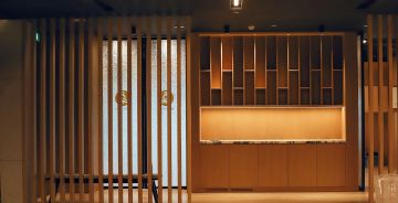 Natural Stone Flooring and Wall Cladding in Luxury Hotel Dining Rooms: Architectural Details and Project Supply Process