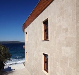 Traverten Dış Cephe Uygulamaları ve Avrupa’daki Popülerlik